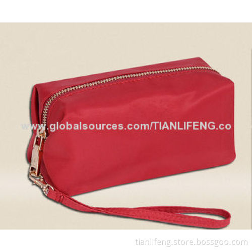 Classic Cosmetic Bag, Measures 16*8.5*8.5cm